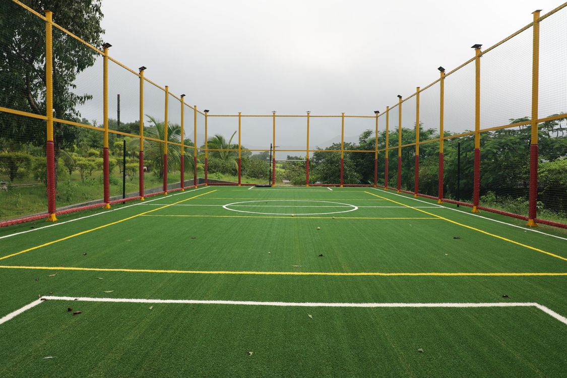 Cancha exterior de grass sintético, imagen ilustrativa